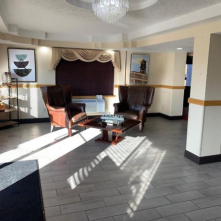 Brentwood Inn Клинтон Экстерьер фото