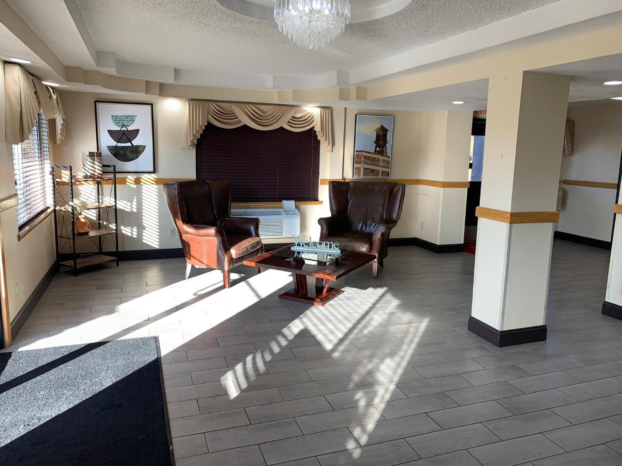 Brentwood Inn Клинтон Экстерьер фото